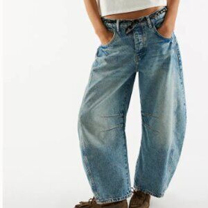 We The Free Good Luck Mid-Rise Barrel Jeans - SIZE 28